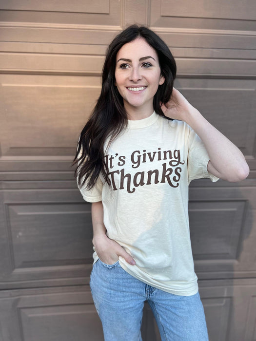 It's Giving Thanks Tee