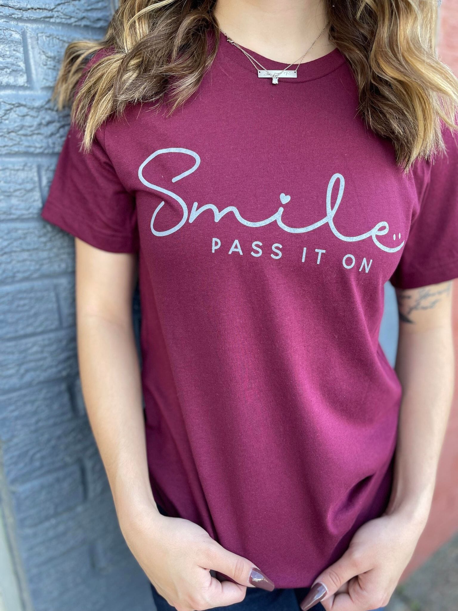 Smile, Pass It On Tee-ask apparel wholesale